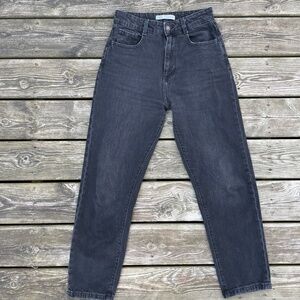 Women's Jeans: Zara Black High Waisted Slim Leg
